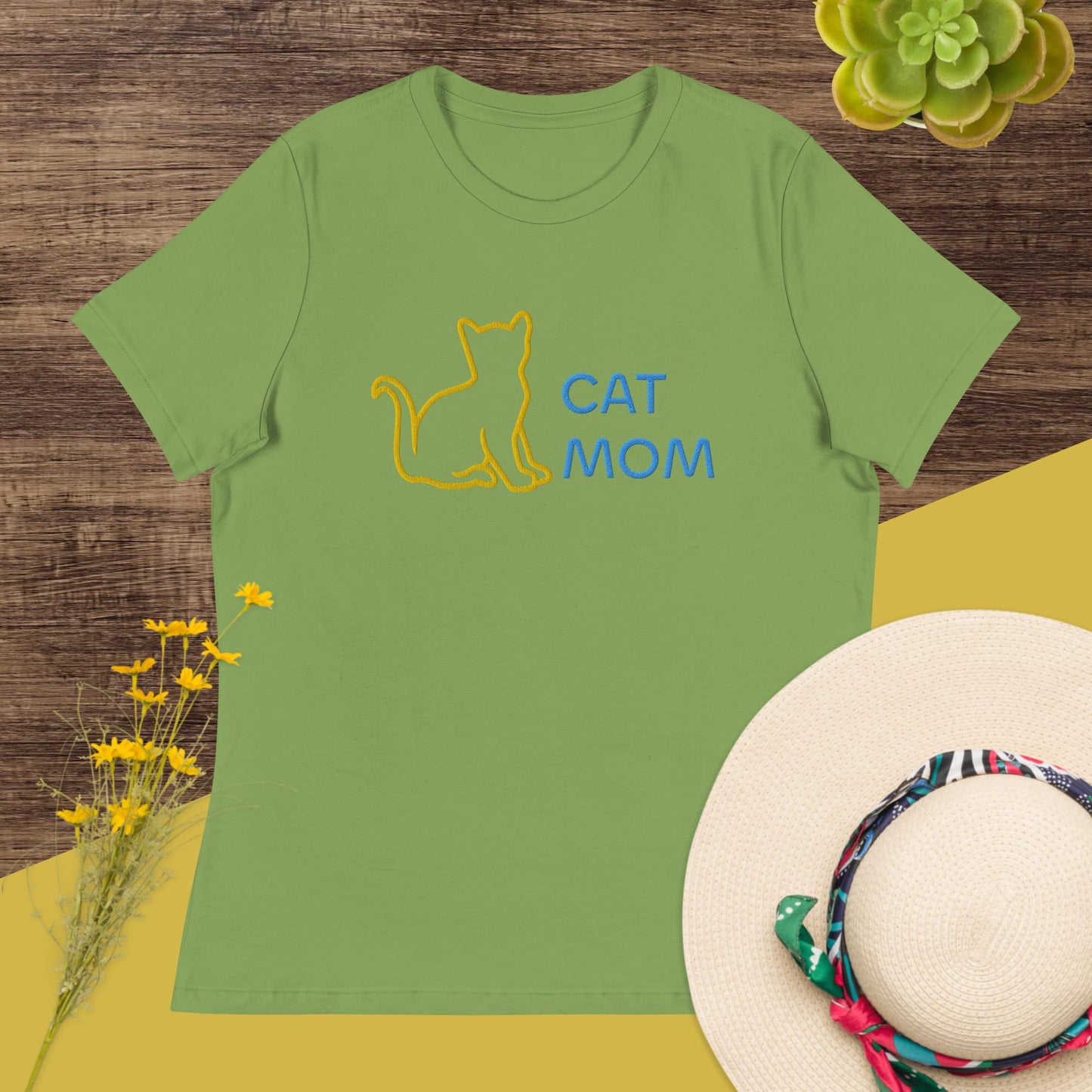 "Cat Mom" Women's Relaxed T-Shirt